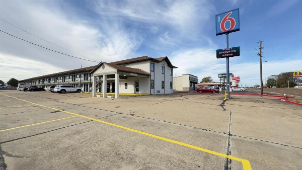 Motel 6-Dyersburg, TN image 36